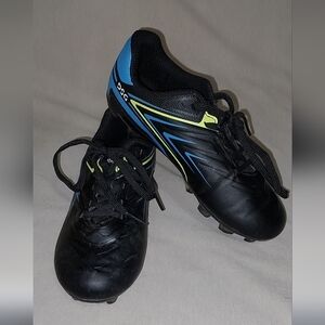 DSG Black and Blue Soccer Cleats Kids 13
